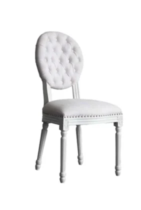 170 K · Sillas de madera